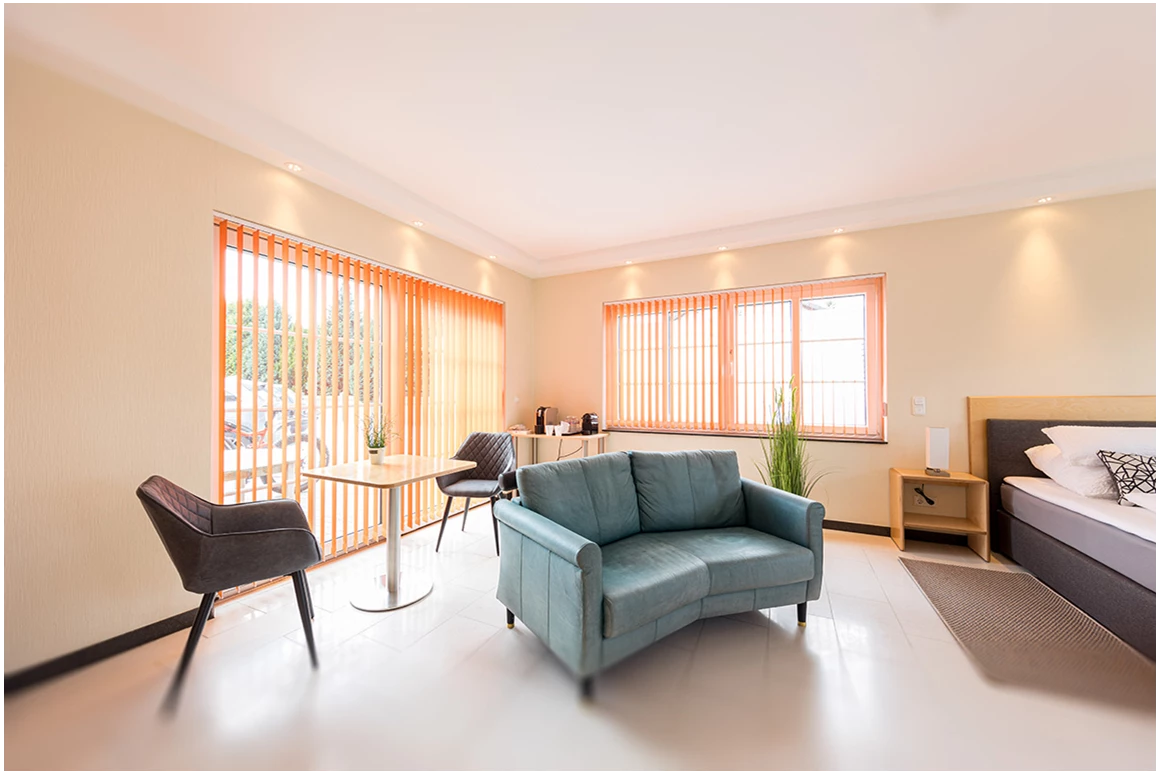 MonteurZimmer: Pension Sonne
