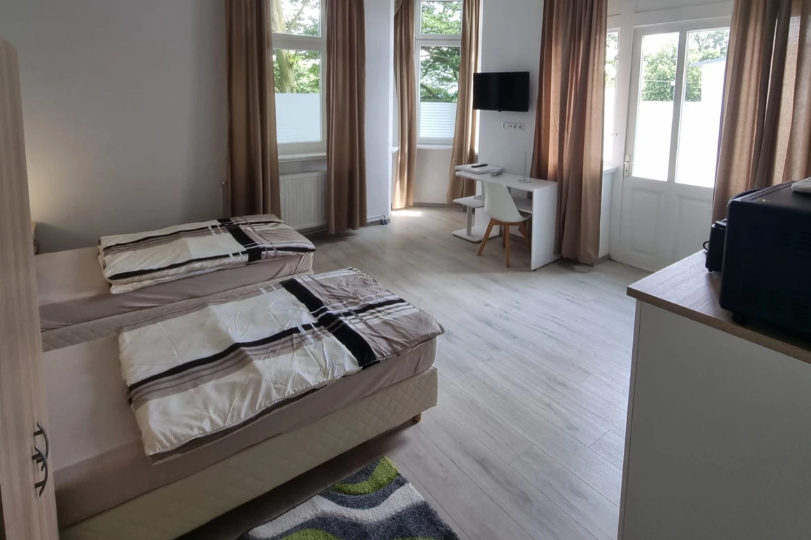 MonteurZimmer: Grosse Apartments saniert im Zentrum Minden