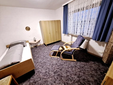 MonteurZimmer: Haus zur Solzquelle