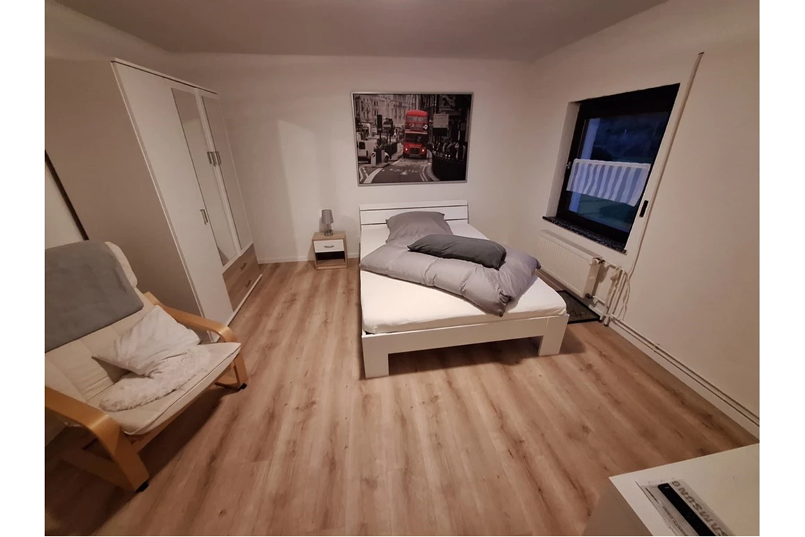 MonteurZimmer: Haus zur Solzquelle