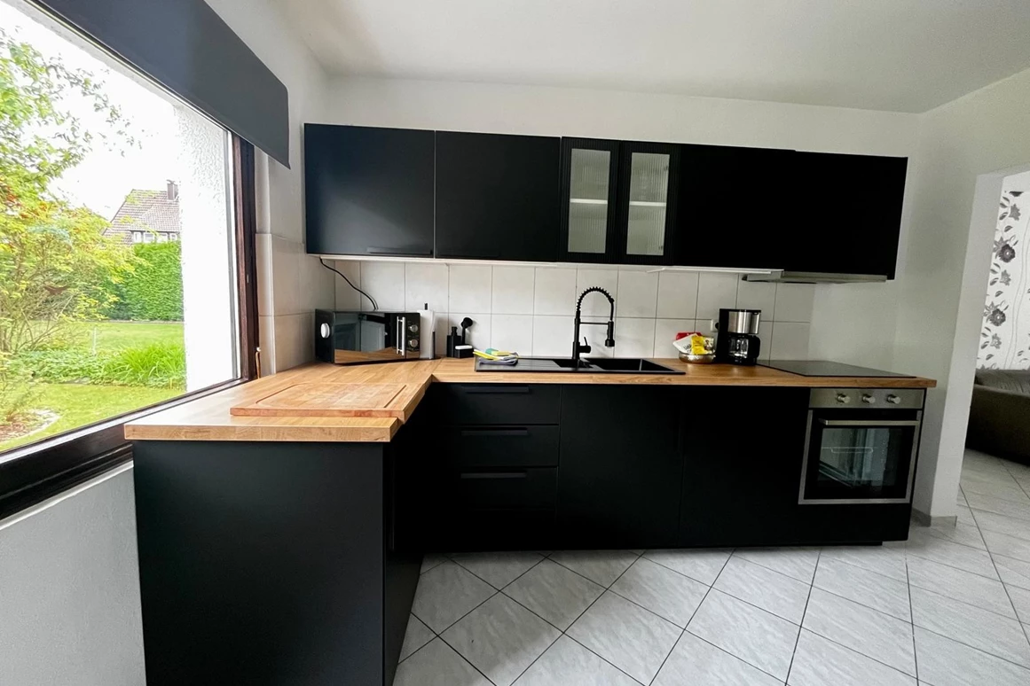 MonteurZimmer: Gästehaus Windmühlenweg, 4 Schlafzimmer, 112 qm, neu und modern in 32139 Spenge