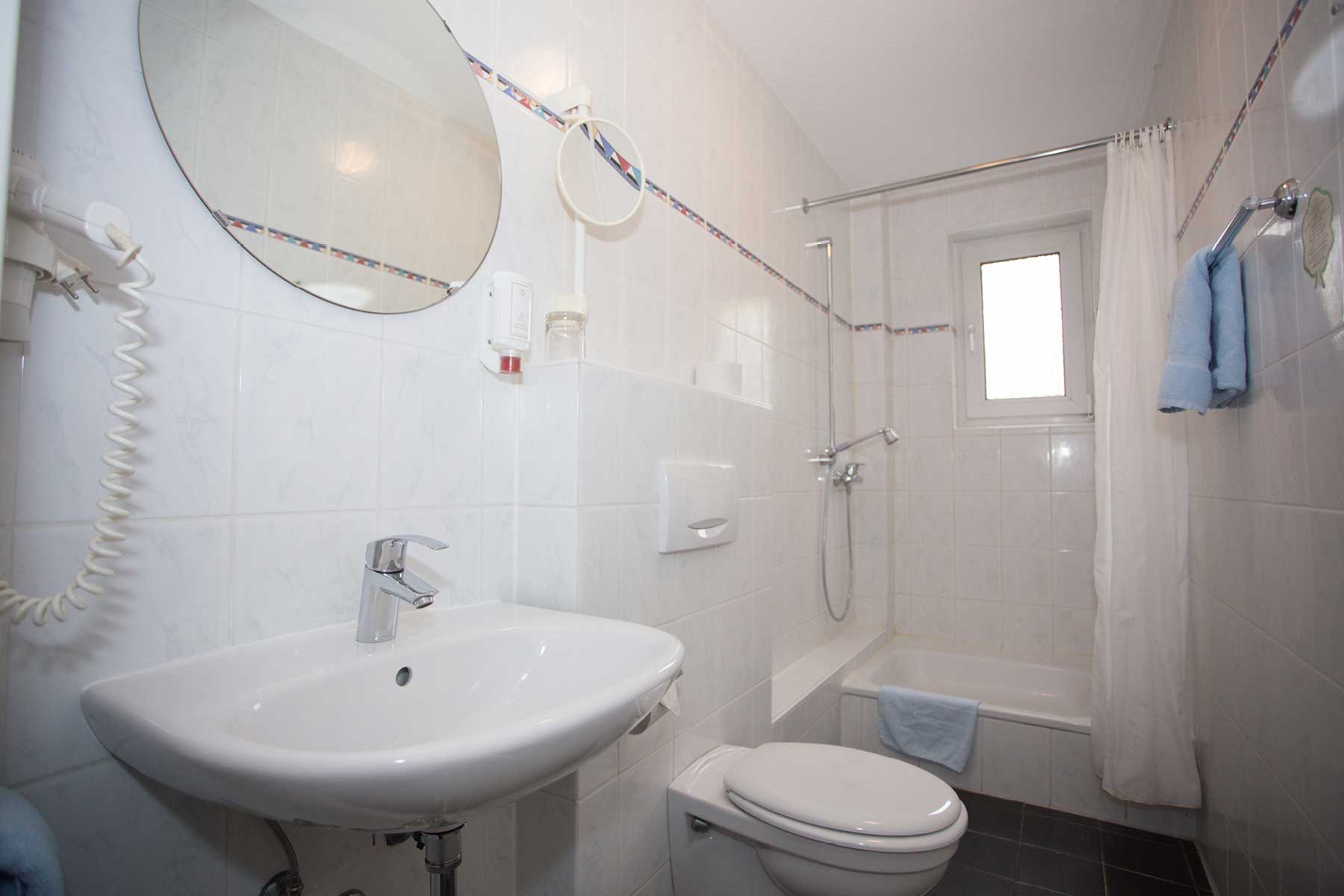 Monteur-Zimmer - Minden (Minden-Lübbecke) - Hotel Zur Stemmer Post