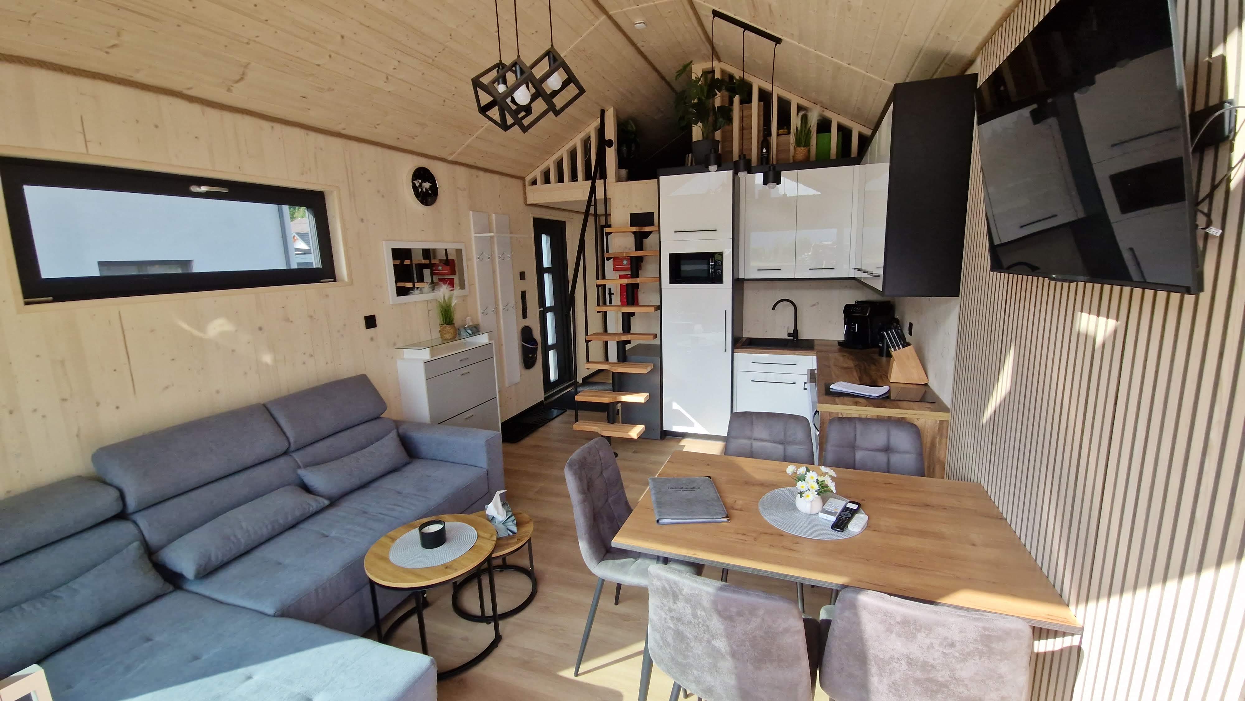 Monteur-Zimmer - Unterkunftsart: Gästehaus - Abtenau - Wohnbereich - Smi's Tiny House
