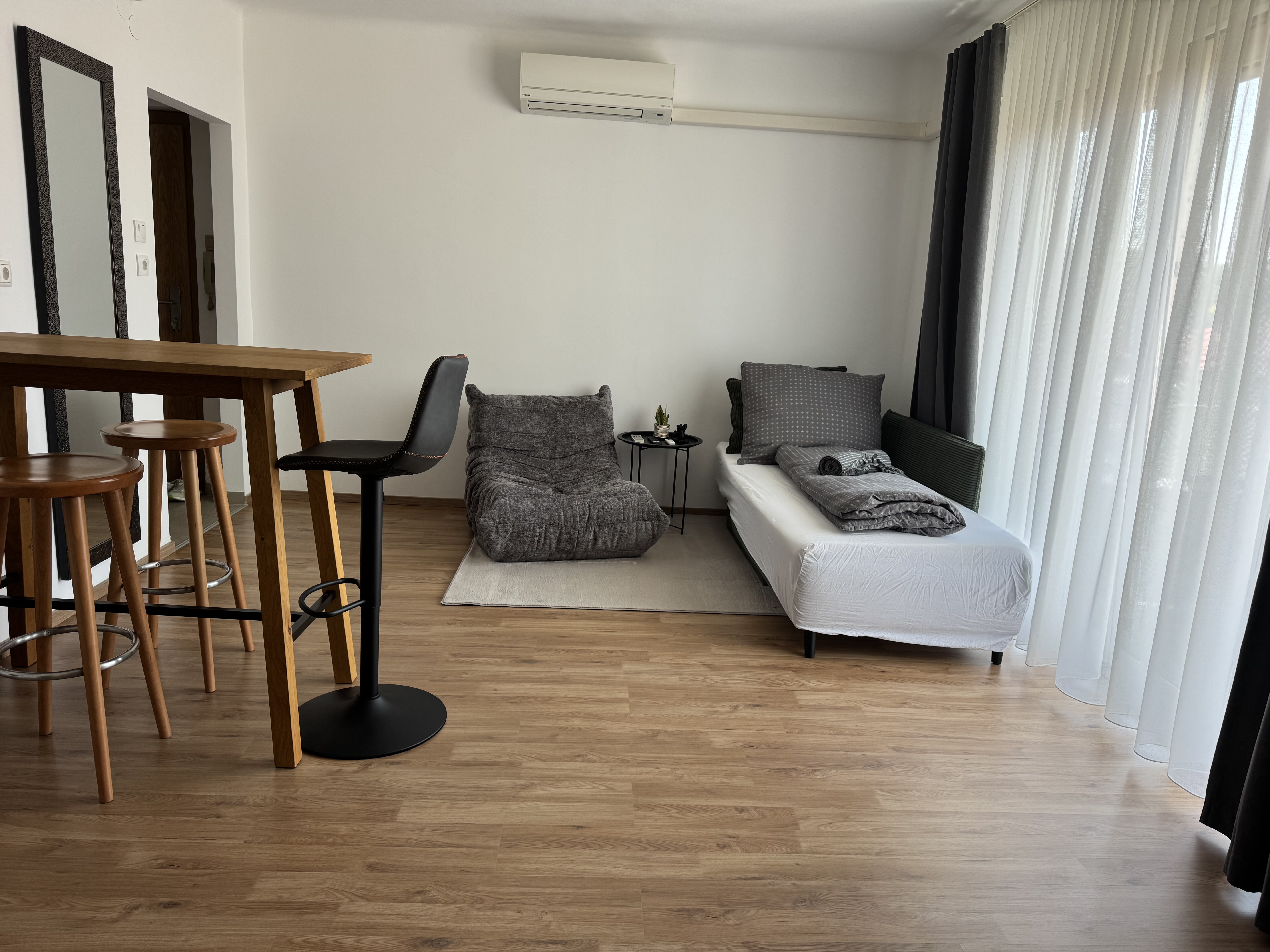 Monteur-Zimmer - WIFI / Internet - Graz und Umgebung - 1A Wohntraum 