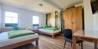 Monteur-Zimmer - Sachsen-Anhalt - Monteurwohnungen & Hotelzimmer für große Teams - XXL BETTEN in 04613 Lucka