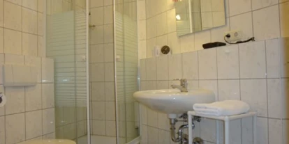 Monteur-Zimmer - Sachsen-Anhalt - http://www.uebernachtung-domicil-leipzig.de/bilder/bad-2.jpg - Pension Domicil