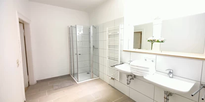 Monteur-Zimmer - Preis pro Nacht - Bad - Zollikof Aparts