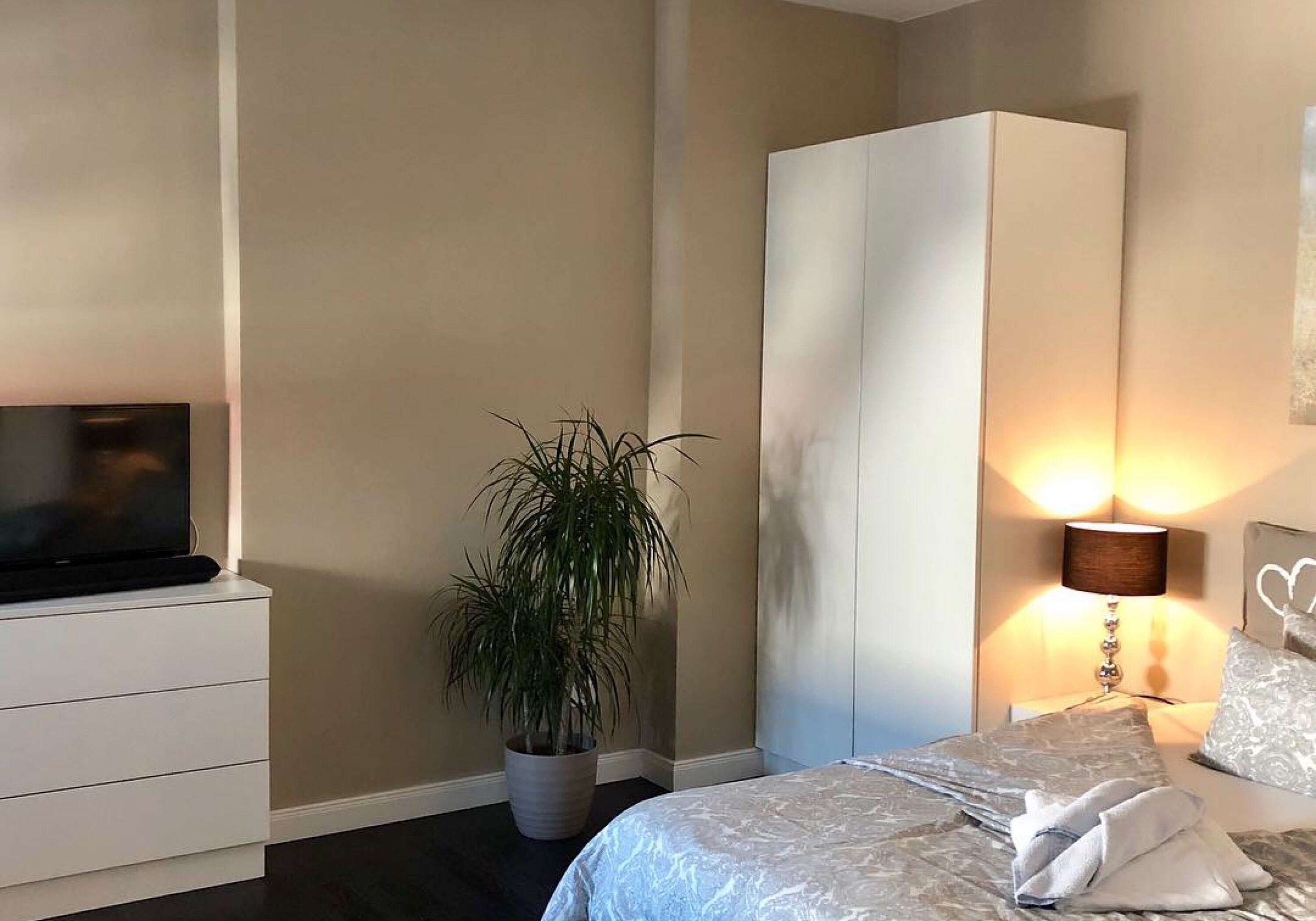 Monteur-Zimmer - Zahlungsarten: Auf Rechnung - Deutschland - https://images.monteurzimmer.de/dd11eccd00/xl/a3e0c699-8287-489f-9771-72a92ecb73ed.jpg - FMC Apartments