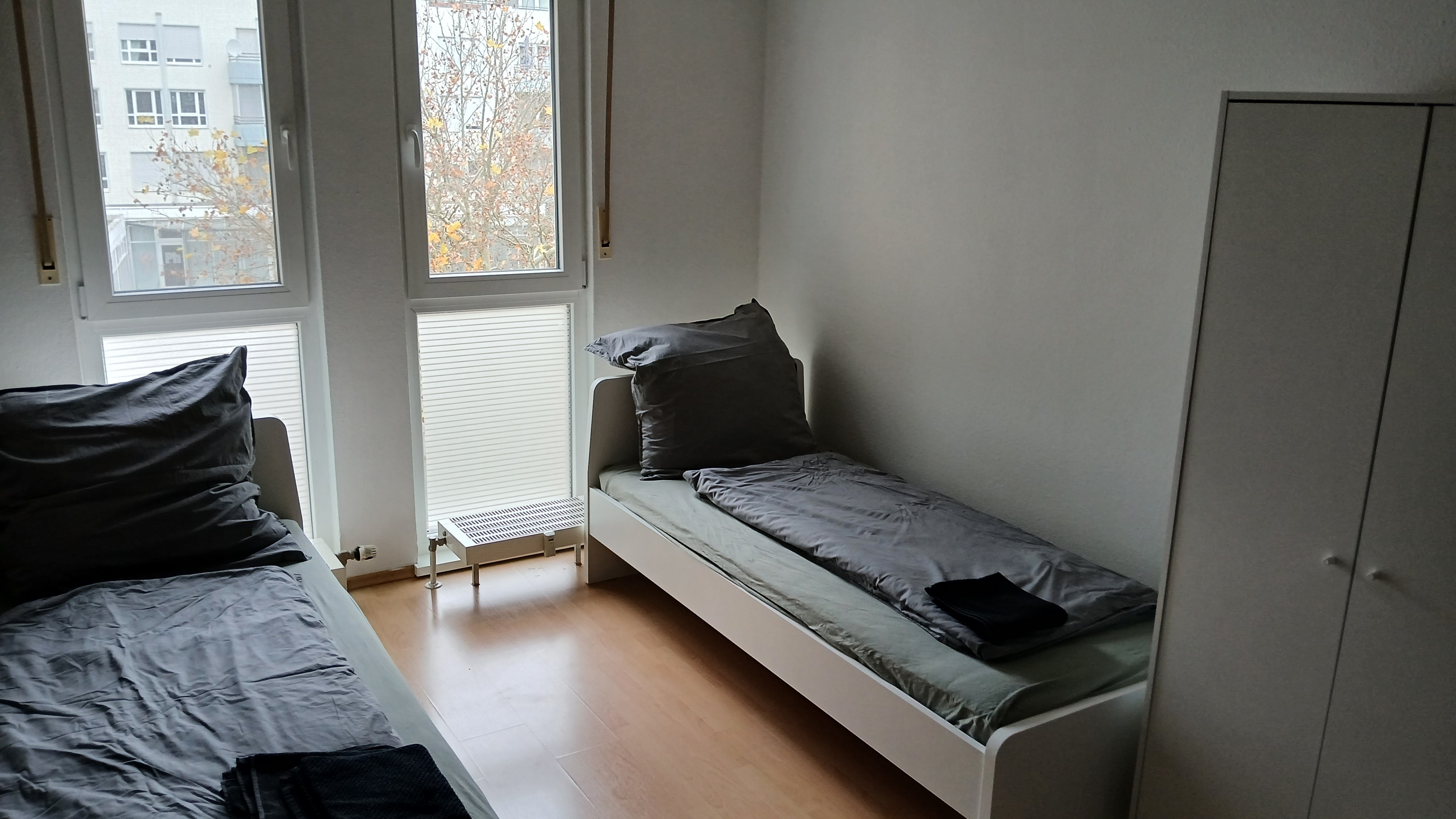 Monteur-Zimmer - Sachsen-Anhalt - Apartments | 15 Min Flughafen, Porsche, Halle, Brehna, BMW in 06184 Kabelsketal