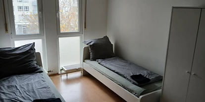 Monteur-Zimmer - Sachsen-Anhalt - Apartments | 15 Min Flughafen, Porsche, Halle, Brehna, BMW in 06184 Kabelsketal