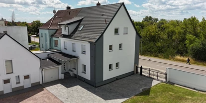 Monteur-Zimmer - Sachsen-Anhalt - Pension - Monteurzímmer Leuna in 06237 Leuna