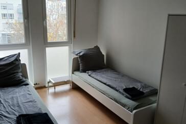 Monteur-Zimmer - Sachsen-Anhalt - https://mein-monteurzimmer.de/website/var/tmp/image-thumbnails/370000/370498/thumb__housing_item_preview/e0dc6ba2d11ffaa98cf64845f397d009.jpeg - Apartments in Kabelsketal/Großkugel| Nähe zu Flughafen, Porsche, DHL, Schkeuditz, Leuna, Halle, Brehna