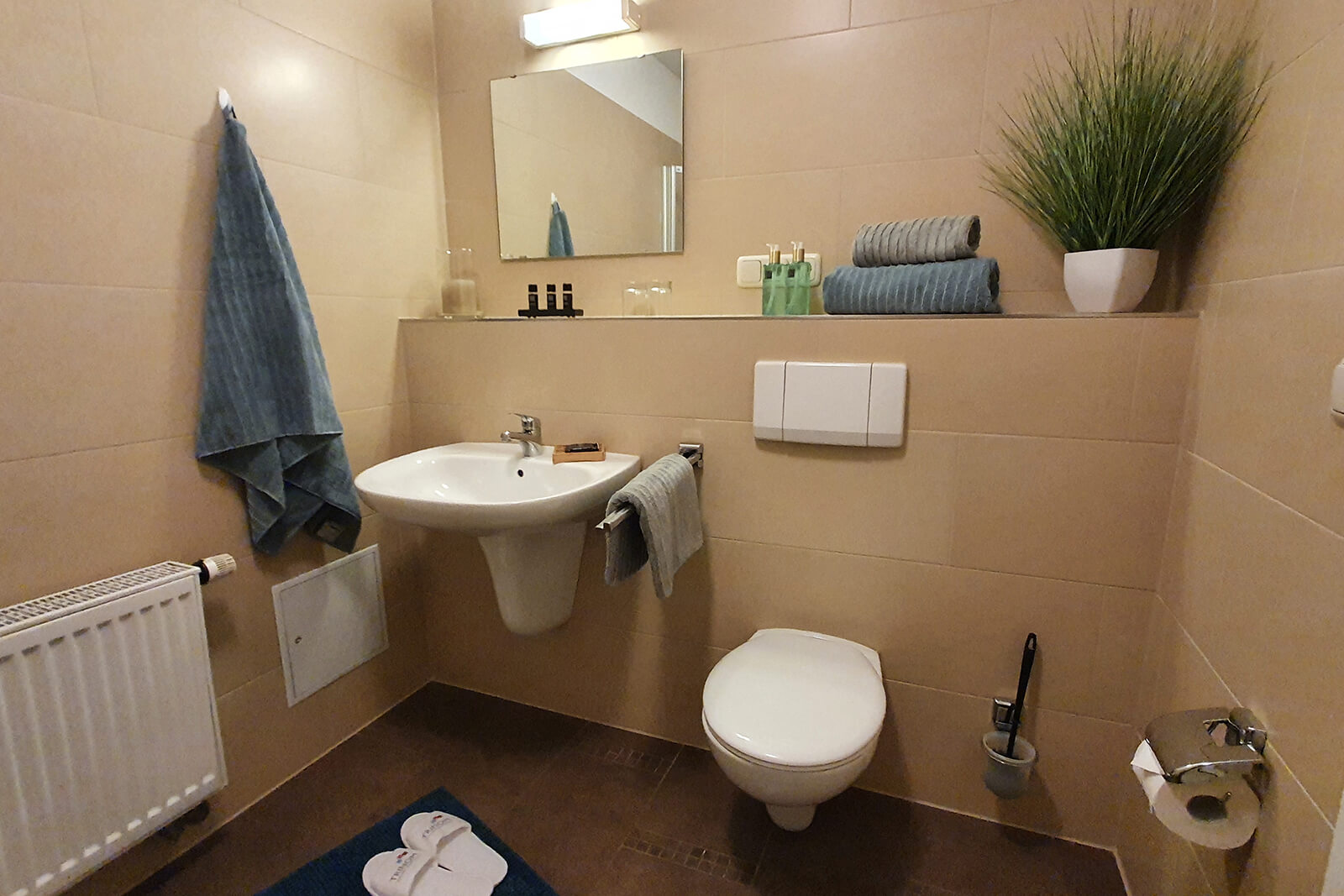 Monteur-Zimmer - Sachsen-Anhalt - Apartmenthaus Feuerbach