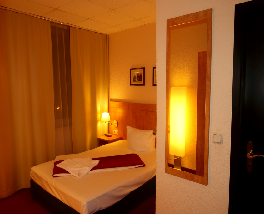Monteur-Zimmer - Sachsen-Anhalt - Hotel Adler Leipzig