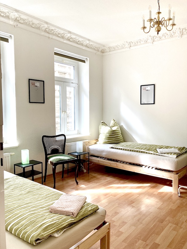 Monteur-Zimmer - Sachsen-Anhalt - https://monteurzimmerinleipzig-direkt.de/wp-content/uploads/2021/04/Hilde_Schlafen-1_klein.jpg - Monteurzimmer Leipzig Direkt