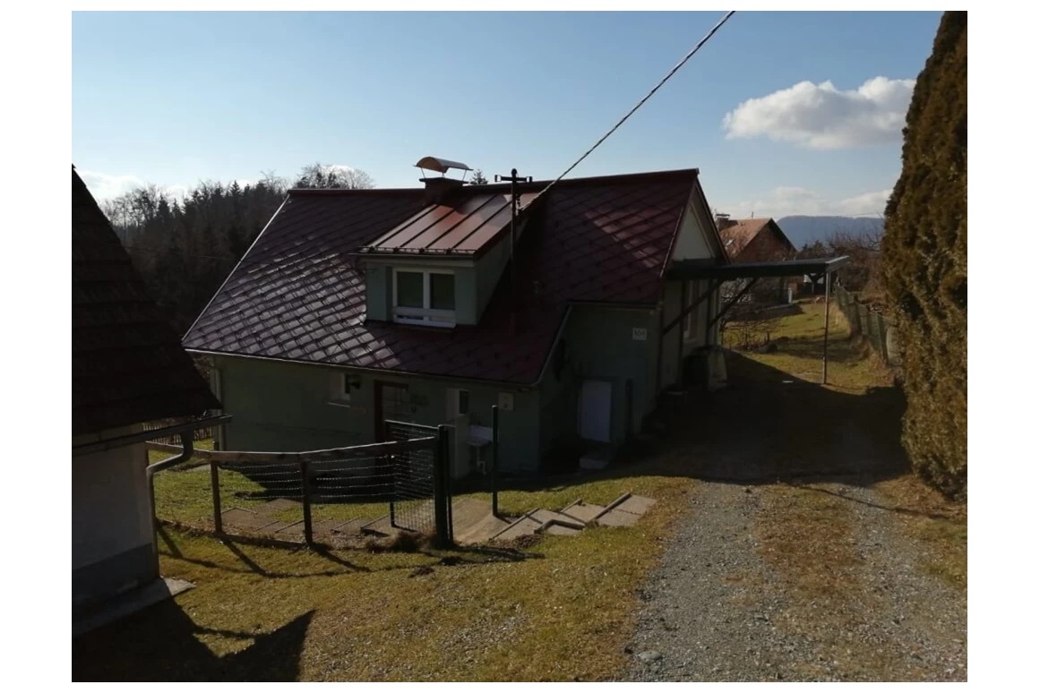 MonteurZimmer: Ruhiges Gästehaus im Grünen