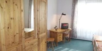 Monteur-Zimmer - Sachsen-Anhalt - https://pictures.netstorming.net/common/hotels/leipzig/78223/gross/pension-messeblick-doppelzimmer.68.jpg - Pension Messeblick