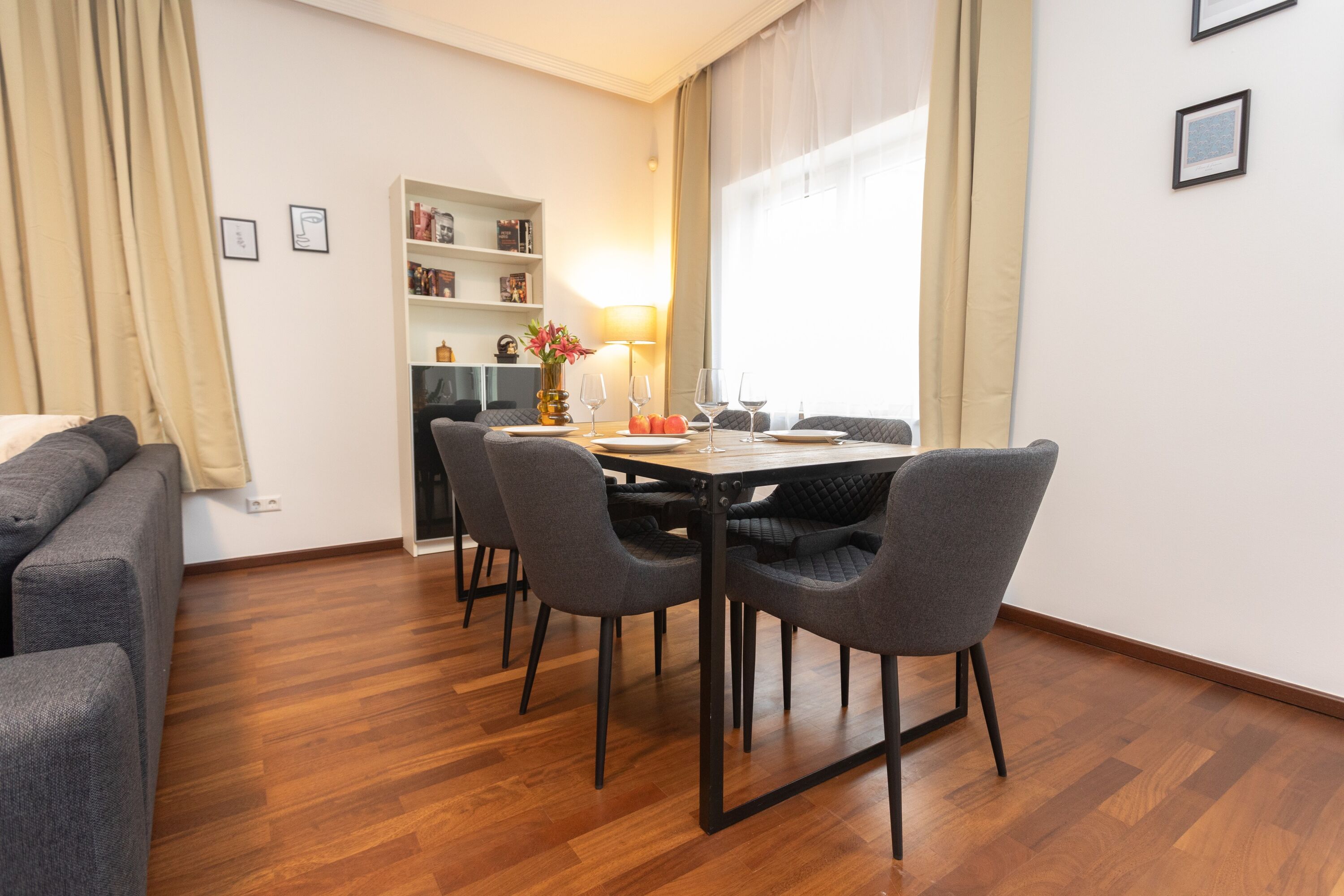 Monteur-Zimmer - Sachsen-Anhalt - https://images.monteurzimmer.de/2429d2054d/xl/fe2b3498-57b2-4b67-a9d8-c6e3d6de8914.jpg - ⫷ Viele vollausgestattete Ferienwohnungen in ganz Leipzig ⫸