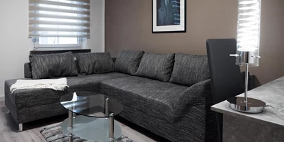 Monteur-Zimmer - Sachsen-Anhalt - https://ferienwohnung-leipzig-west.de/wp-content/uploads/2017/12/Ferienwohnung-links-Wohnzimmer-1.jpg - Ferienwohnung Leipzig West