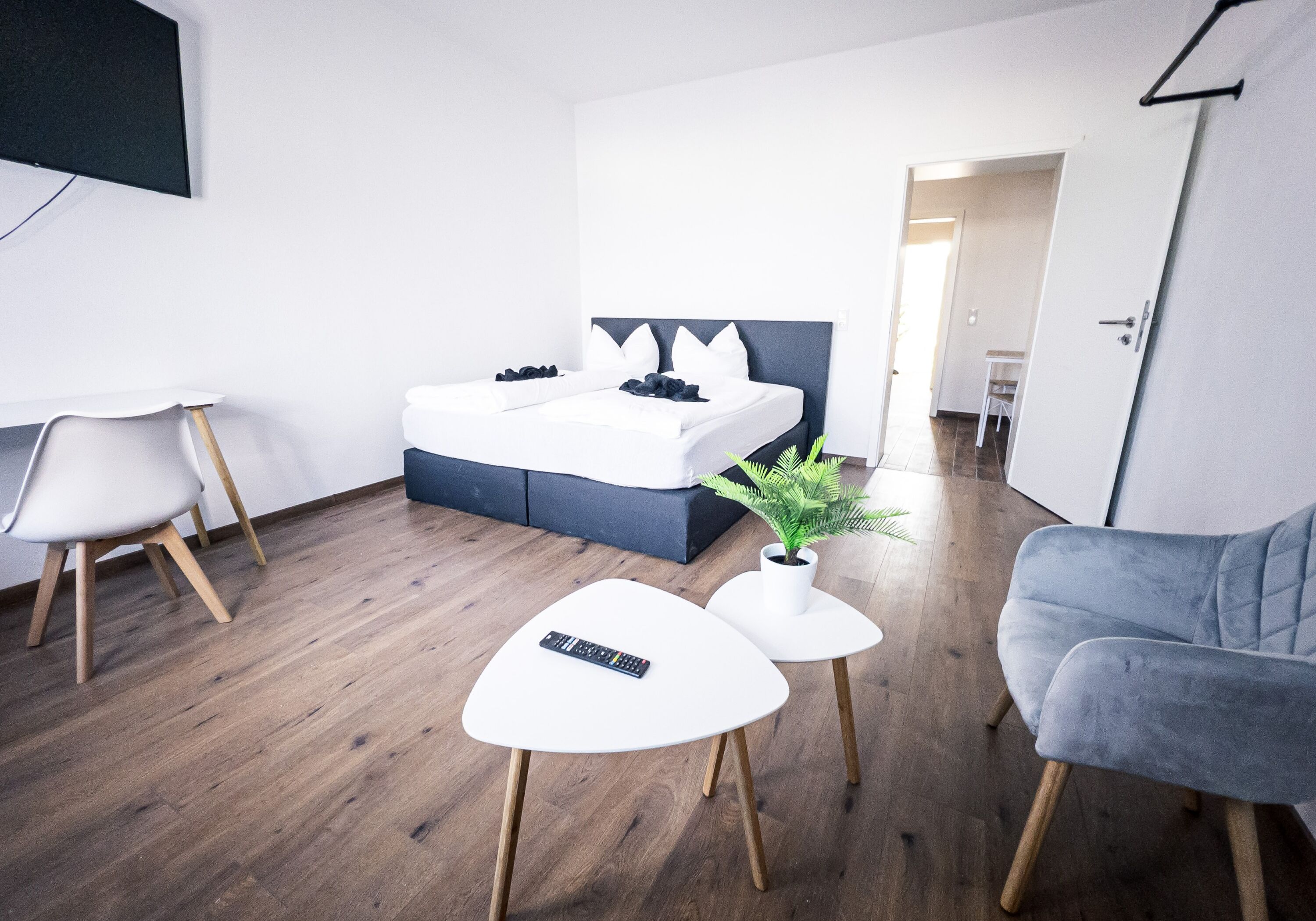 Monteur-Zimmer - Sachsen-Anhalt - 2 Wohnungen mit Balkon + weitere Wohnungen in ganz Leipzig