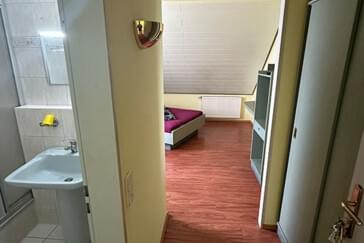 Monteur-Zimmer - https://mein-monteurzimmer.de/website/var/tmp/image-thumbnails/290000/295291/thumb__housing_item_preview/a69277099d0c3c75fe6f23b9446f0d4c.jpeg - Monteurunterkunft Kastanienhof