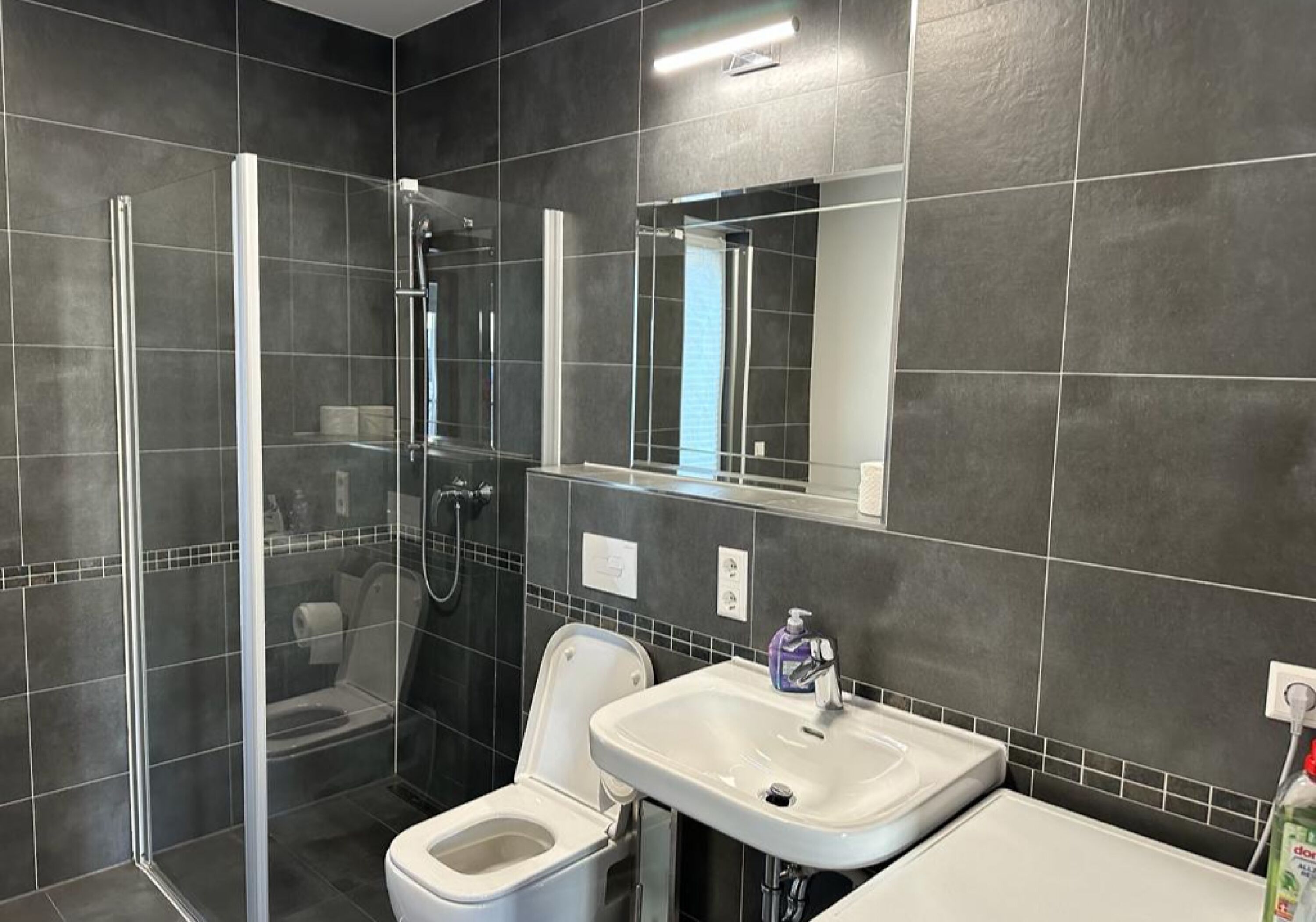 Monteur-Zimmer - https://images.monteurzimmer.de/f186b5fe62/xl/893e8482-936c-4836-92a4-92ce76bccf48.jpg - Möblierte Ferienwohnung - Monteurwohnung - Monteurzimmer