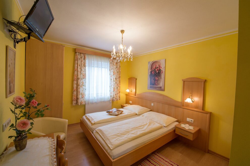 Monteur-Zimmer - Krieglach - Gasthof- Pension Bergbauer***