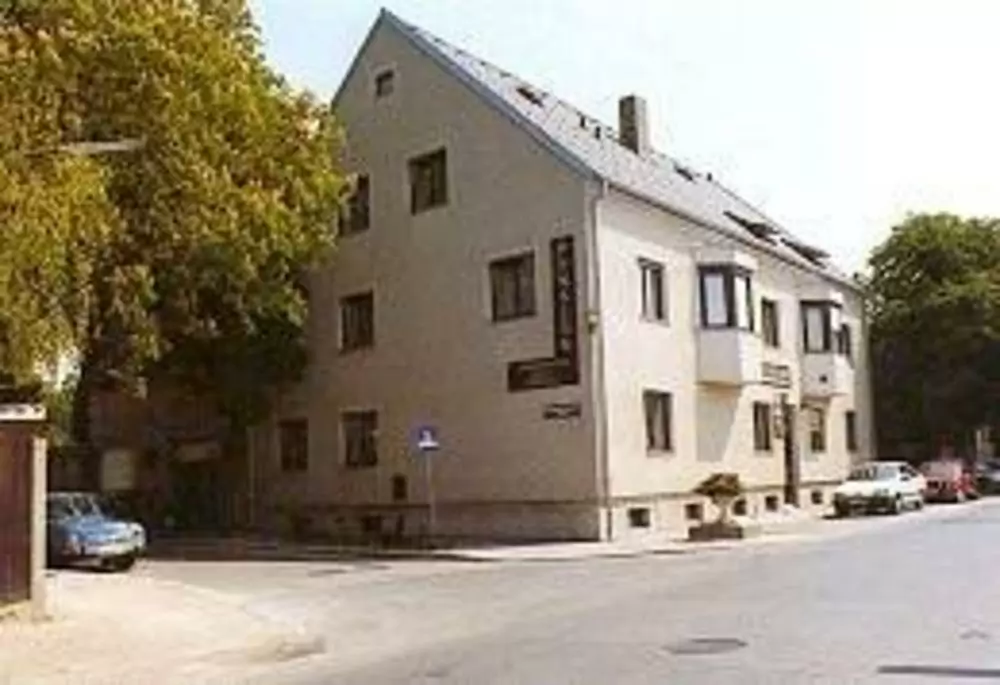 Monteur-Zimmer - Bruck an der Leitha - Pension Monteurzimmer Kronberger-Haus Oberlaa