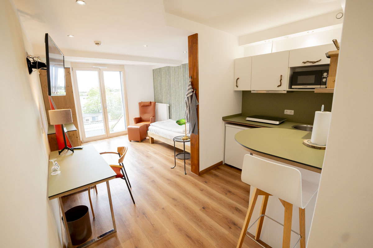 MonteurZimmer: Einzelappartement mit Küchenzeile - Wohnfakturei | serviced apartments in augsburg