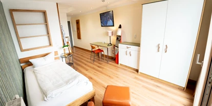 Monteur-Zimmer - Aichach (Landkreis Aichach-Friedberg) - Einzelappartement mit Küchenzeile - Wohnfakturei | serviced apartments in augsburg