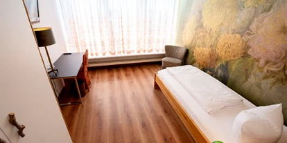 Monteur-Zimmer - Aichach (Landkreis Aichach-Friedberg) - Einzelappartement OHNE Küche  - Wohnfakturei | serviced apartments in augsburg