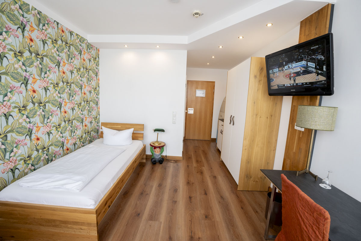 MonteurZimmer: Einzelappartement OHNE Küche  - Wohnfakturei | serviced apartments in augsburg