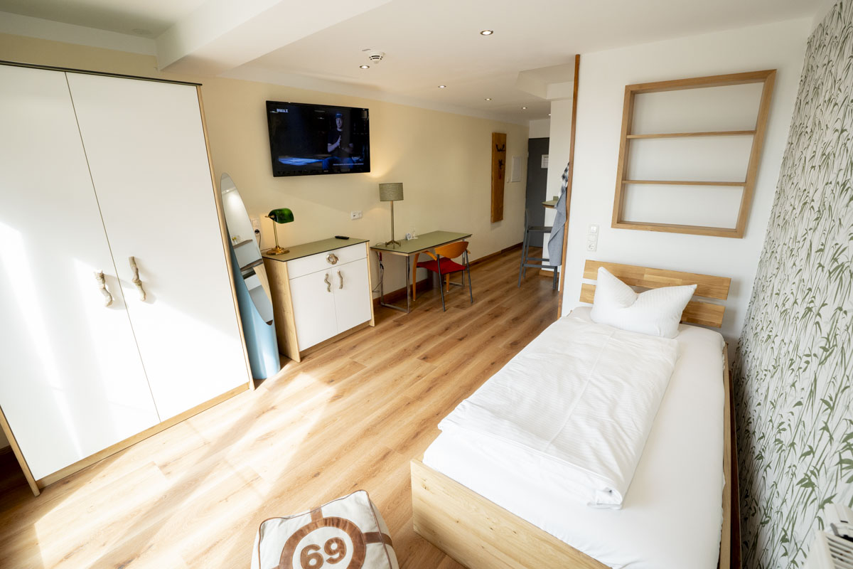 MonteurZimmer: Einzelappartement mit Küche  - Wohnfakturei | serviced apartments in augsburg