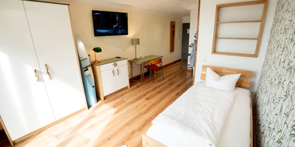 Monteur-Zimmer - Aichach (Landkreis Aichach-Friedberg) - Einzelappartement mit Küche  - Wohnfakturei | serviced apartments in augsburg