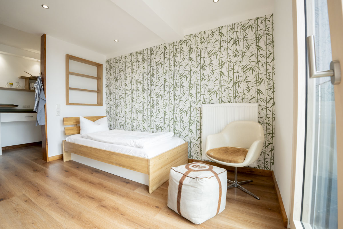 MonteurZimmer: Einzelappartement mit Küche  - Wohnfakturei | serviced apartments in augsburg