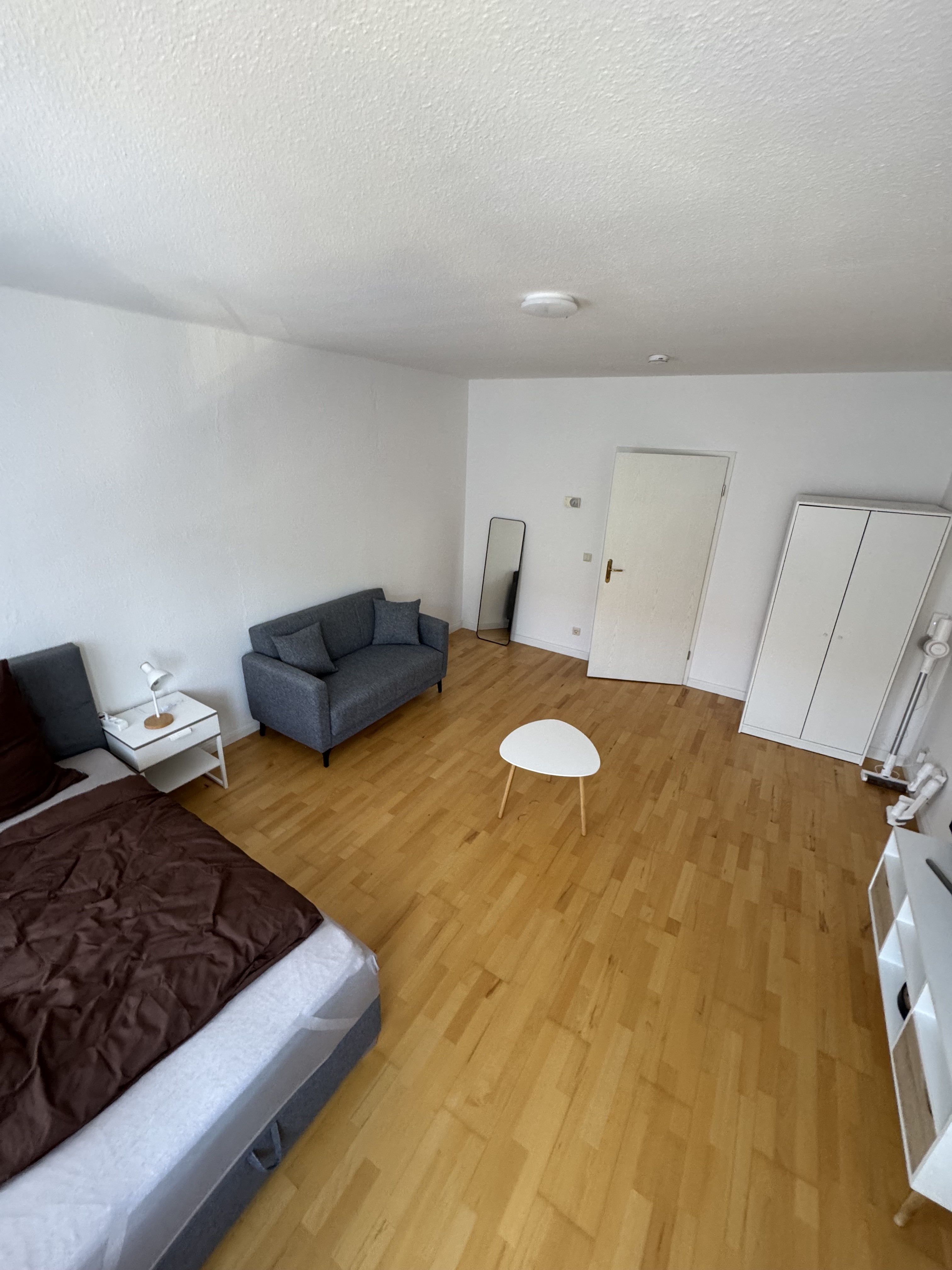 Monteur-Zimmer - Groitzsch - 10 Moderne Wohnungen in Merseburg – Leuna-Werk 5 Minuten in 06217 Merseburg