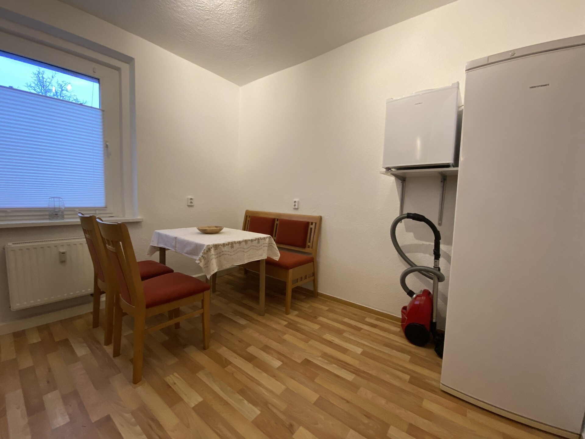 Monteur-Zimmer - Gemütliche Monteurswohnung - nur 5 Minuten vom Leuna- & Schkopauwerk in 06217 Merseburg (Saale)