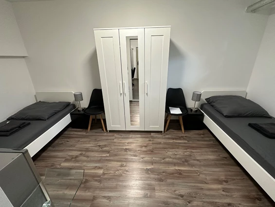 MonteurZimmer: Einzel- und Doppelzimmer mit Grillmöglichkeit in Leipzig