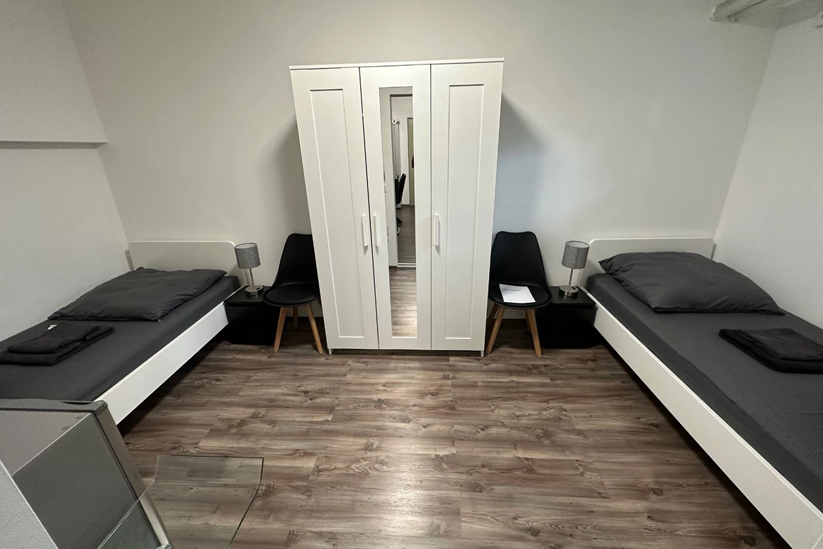 MonteurZimmer: Einzel- und Doppelzimmer mit Grillmöglichkeit in Leipzig