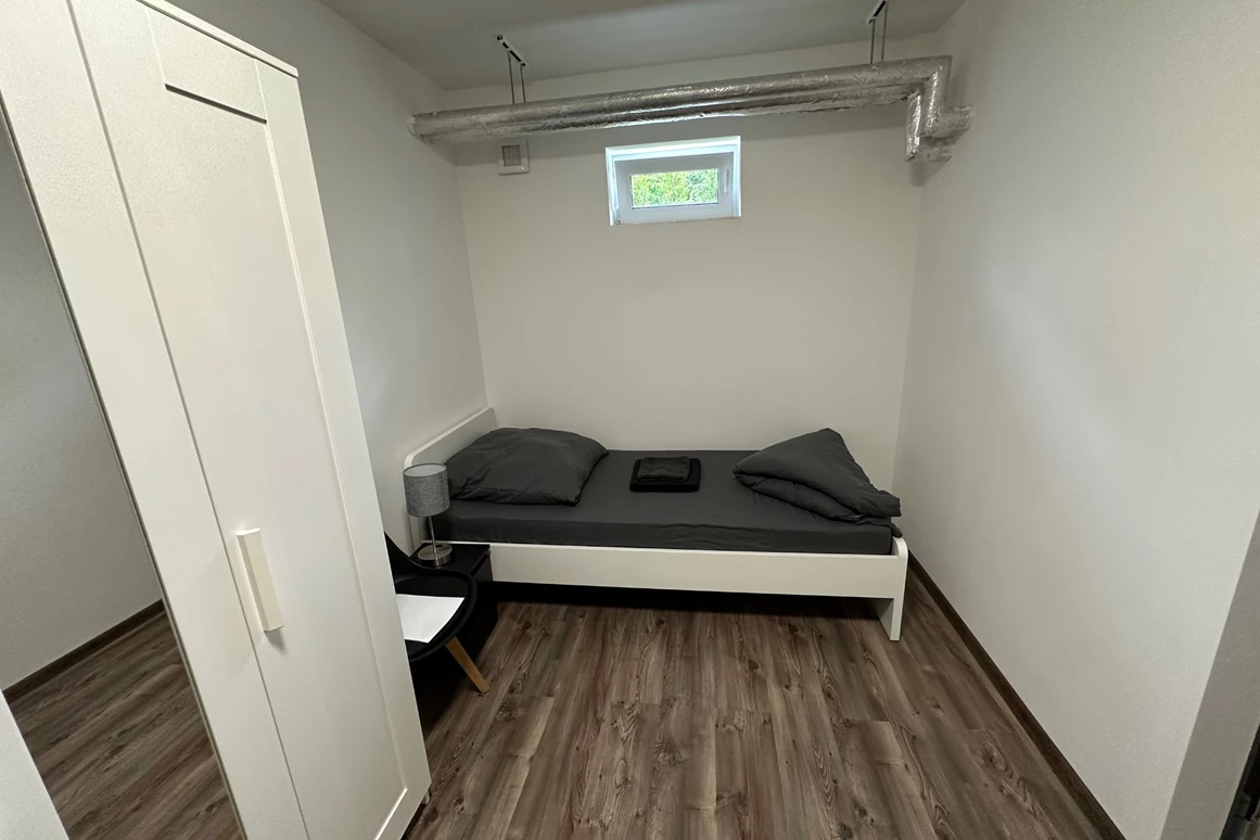 MonteurZimmer: https://images.monteurzimmer.de/55b3d8cd24/xl/b54e200a-b1a1-4d79-8b98-4c31c03b3c25.jpg - Einzel- und Doppelzimmer mit Grillmöglichkeit in Leipzig