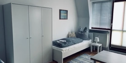 Monteur-Zimmer - Sachsen-Anhalt - https://images.monteurzimmer.de/057f299d4a/xl/294efcbe-8070-41bf-b63c-d70573710453.jpg - Apartment mit grüner Aussicht in Bernhardstraße, Leipzig
