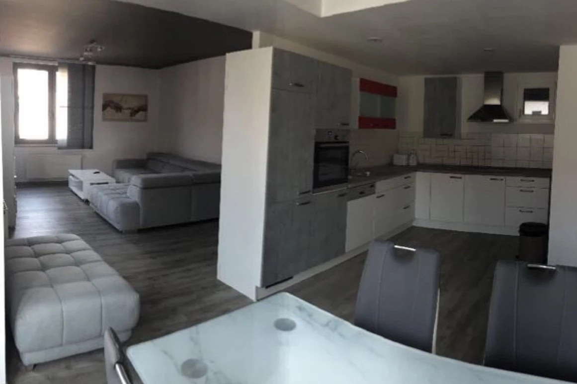 MonteurZimmer: Wohnung Eisenbahnstraße