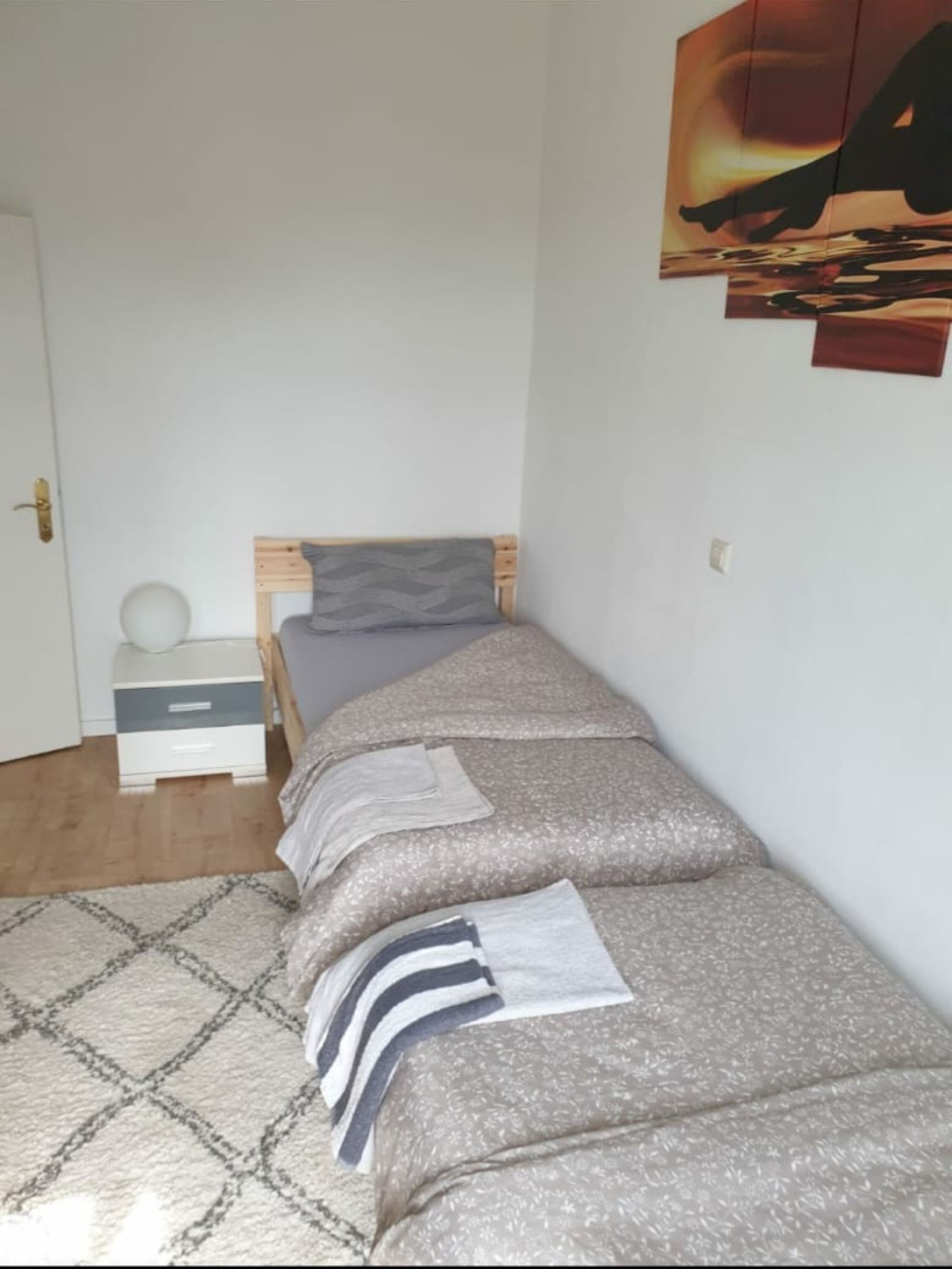 Monteur-Zimmer - https://images.monteurzimmer.de/f7ed8d7d3a/xl/2f4f405f-b259-42d6-aeec-748d778f5748.jpg - Wohnung Filip