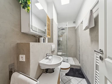 MonteurZimmer: https://images.monteurzimmer.de/9324fa5900/xl/66701e46-1db8-4884-a921-9b5c49c53d1c.jpg - Komfortable 3-Zimmer-Wohnung Leipzig Zentrum-Südost