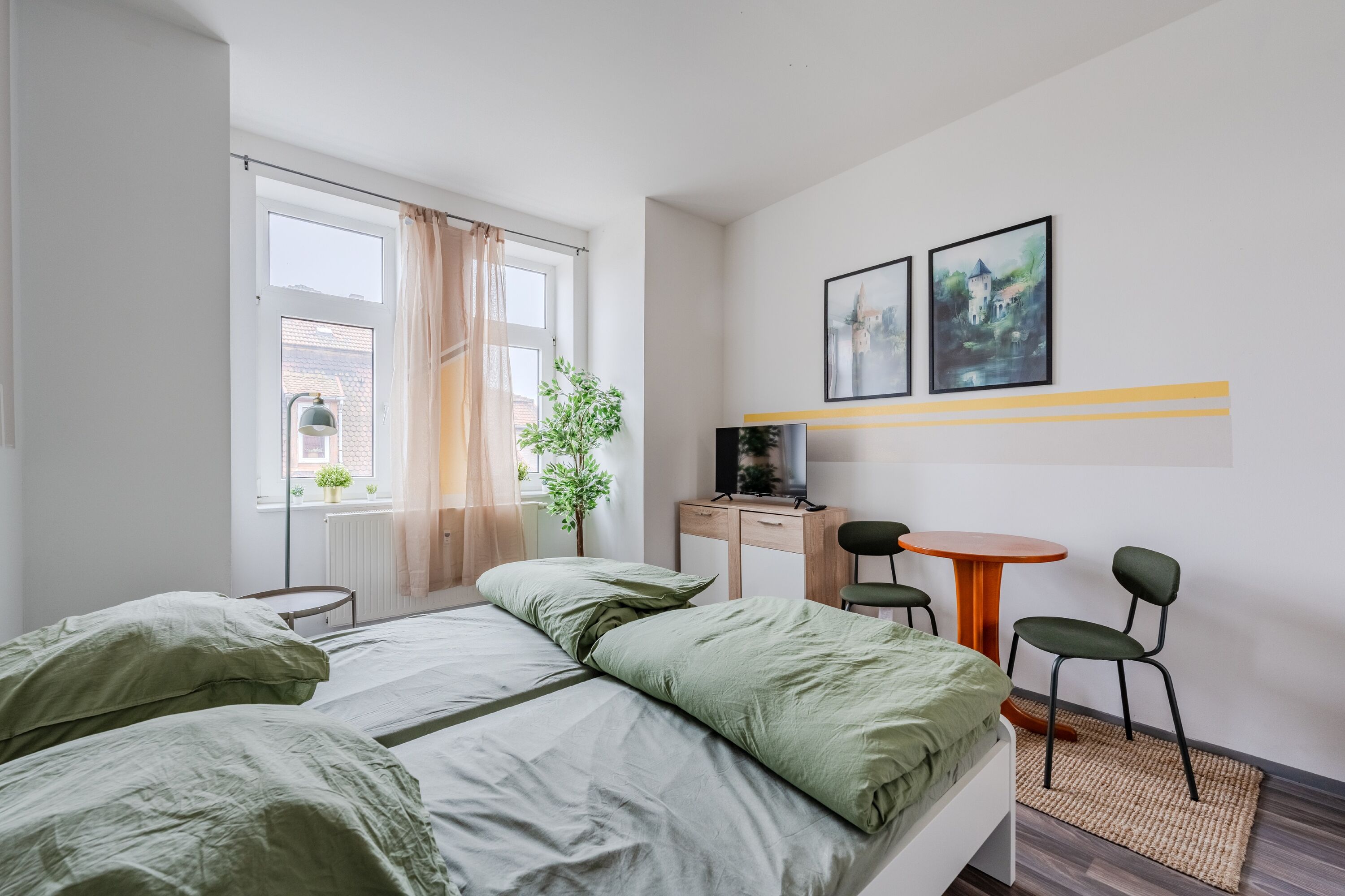 Monteur-Zimmer - Günstige Unterkunft in Leipzig mit Bad und Küche