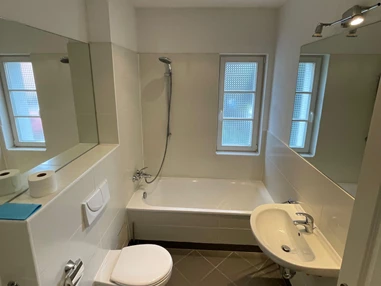 MonteurZimmer: Moderne und zentrale Monteurwohnung & Ferienwohnung Cetin