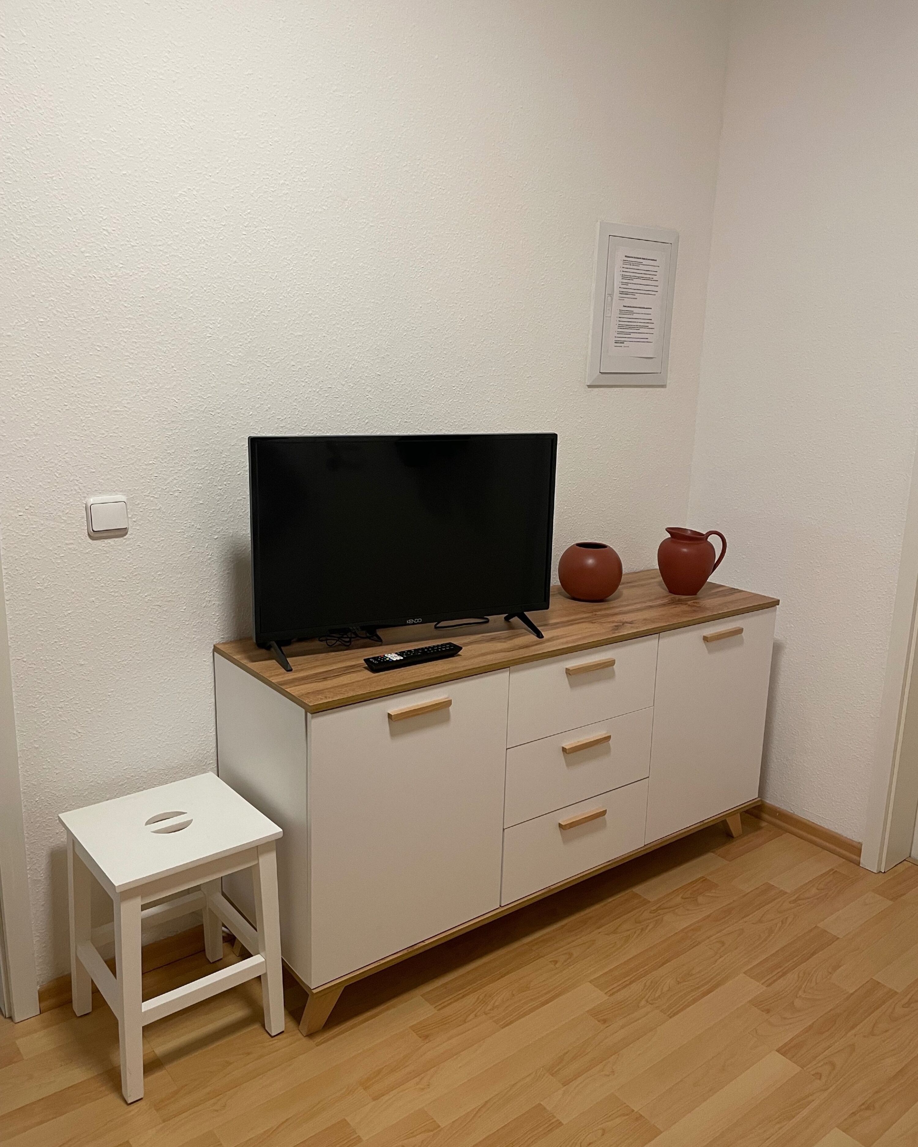 Monteur-Zimmer - https://images.monteurzimmer.de/e77dfa86e4/xl/84b475e8-23fb-45eb-b150-c387e646bd9b.jpg - Wohnung in Leipzig Möckern