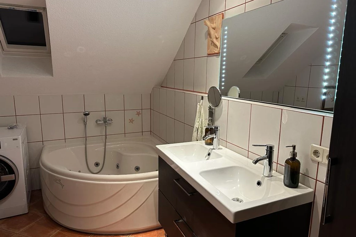 MonteurZimmer: https://images.monteurzimmer.de/d0cce307b4/xl/78f442fc-b556-4ca1-b6d0-bde6e74a41e4.jpg - Pension Emilia