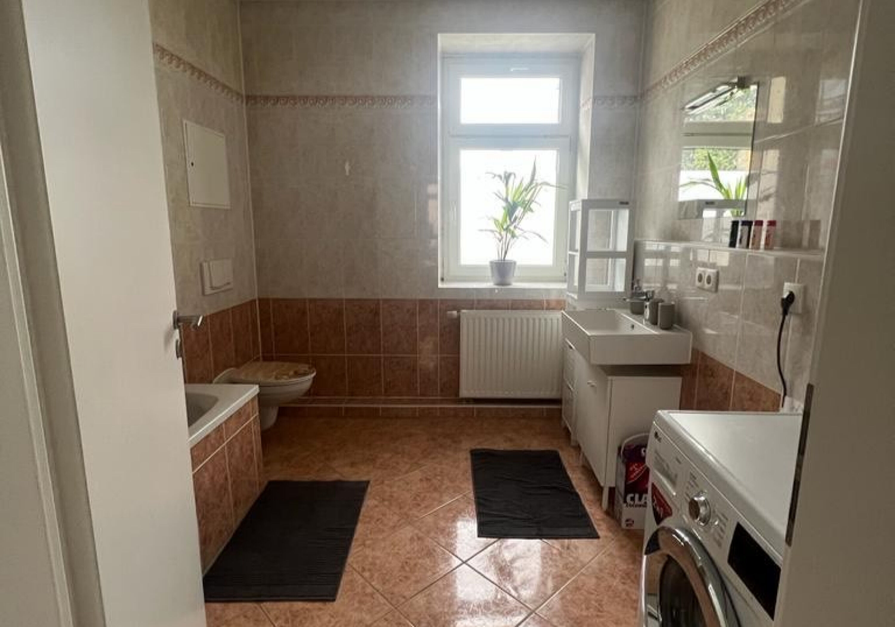 Monteur-Zimmer - https://images.monteurzimmer.de/63d7894576/xl/341aac57-fe4f-49e7-8f2b-ca233159633d.jpg - Moderne Unterkunft im Südwesten von Leipzig