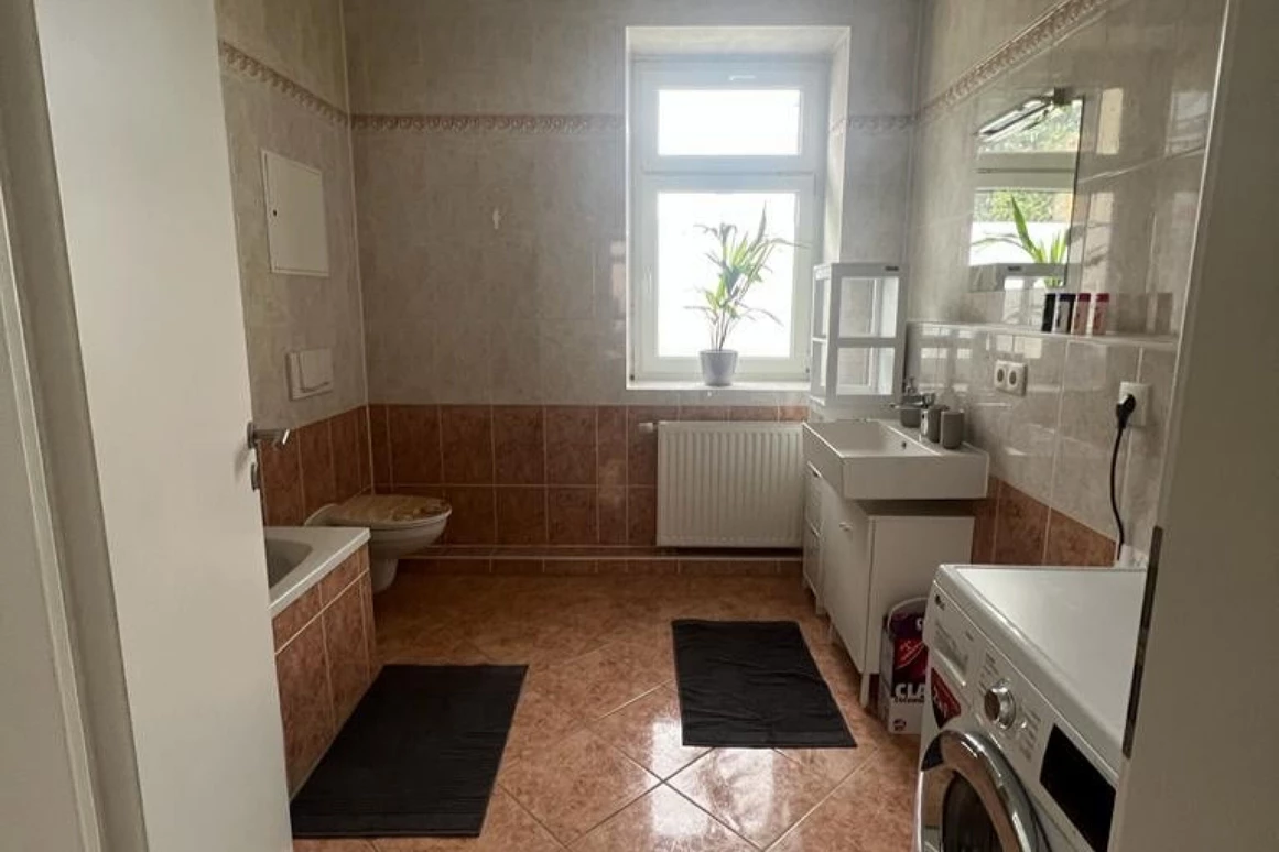 MonteurZimmer: https://images.monteurzimmer.de/63d7894576/xl/341aac57-fe4f-49e7-8f2b-ca233159633d.jpg - Moderne Unterkunft im Südwesten von Leipzig